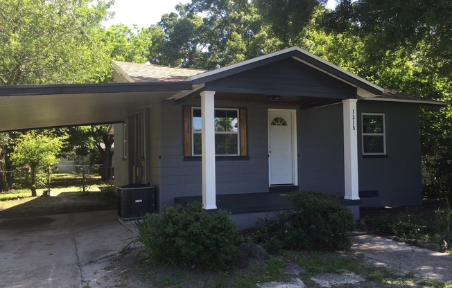 North Hyde Park 2 bedroom 2 bath