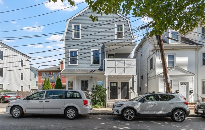20 CARLTON ST