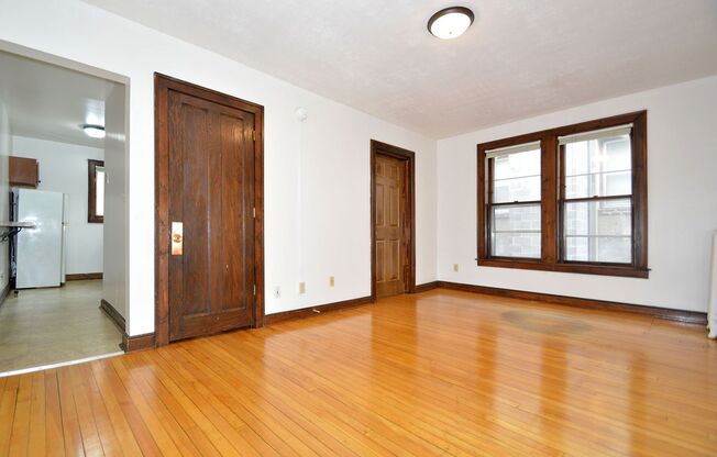 1 bed, 1 bath, 410 sqft, $905, Unit 15 - 05