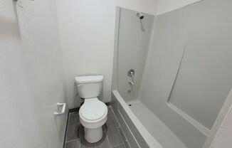 1 bed, 1 bath, 580 sqft, $850, Unit 210