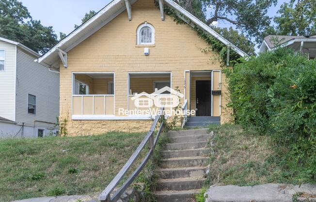 1526 E 50 ST
