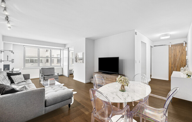 205 3 AVE