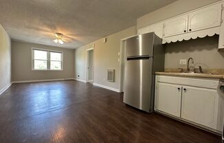 2 beds, 2 baths, $1,300