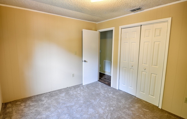 106 Forsyth Drive