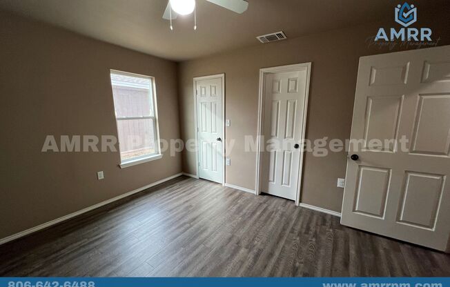 3 beds, 2 baths, $1,099