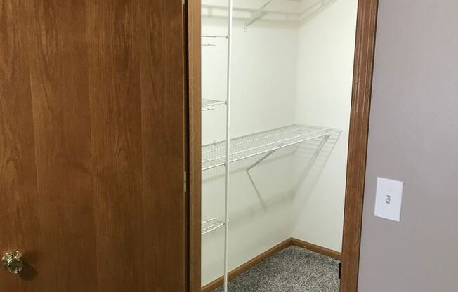 1 bed, 1 bath, 772 sqft, $1,039, Unit 2-204