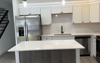 3 beds, 2.5 baths, 1,366 sqft, $1,549, Unit 1426