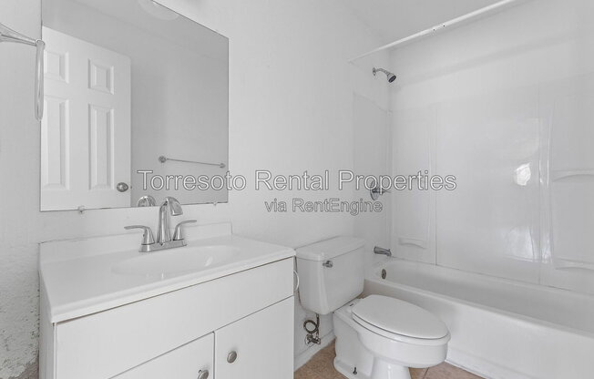 2 beds, 1 bath, 650 sqft, $1,000, Unit 10