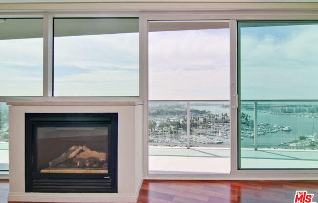 2 beds, 2.5 baths, 2,075 sqft, $10,000, Unit 1709