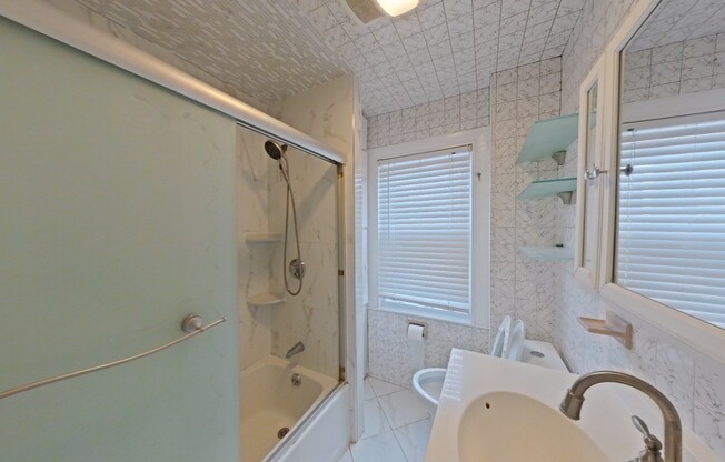 4 beds, 1.5 baths, 1,724 sqft, $3,700, Unit SF