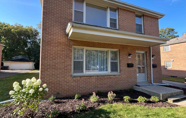 1121 SMT AVE