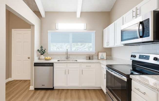 Discover Luxury at Waterchase Apartments, Largo FL