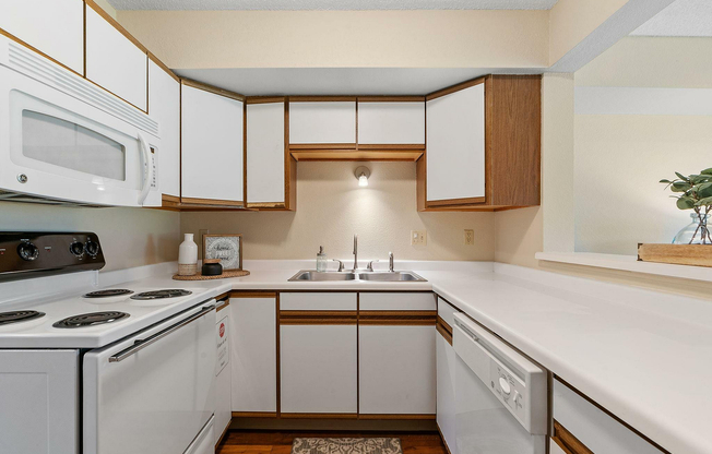 Explore this contemporary kitchen designed for style and efficiency.