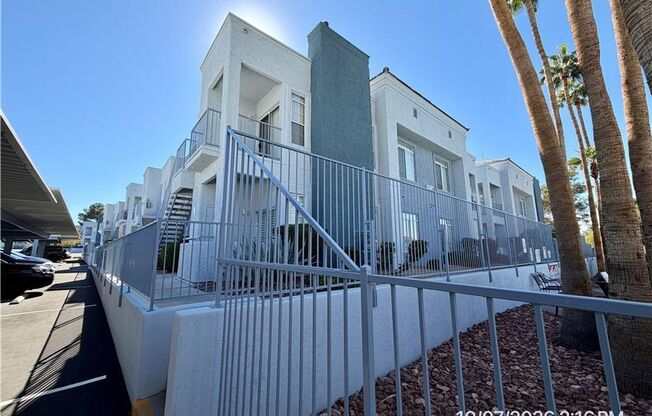 2 beds, 2 baths, $1,330, Unit # 724