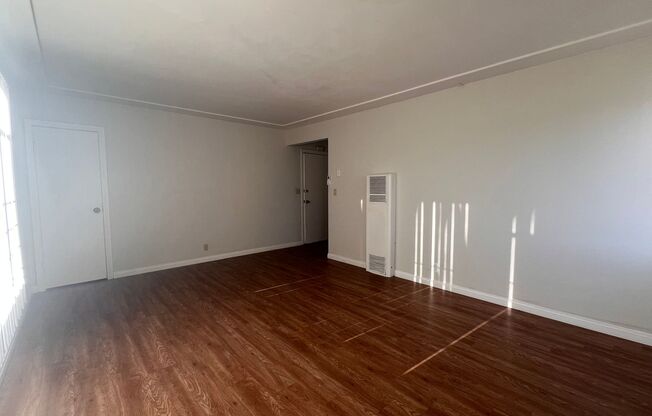 1 bed, 1 bath, 750 sqft, $1,900