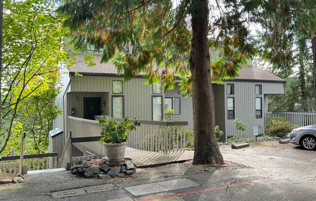 Your New Rental Home Awaits in Bellevue!