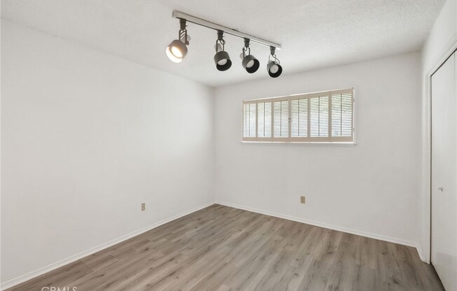 11803 GERALD AVE