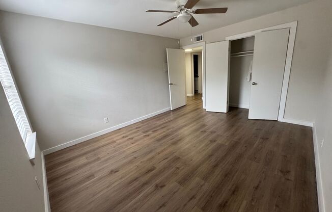 2 beds, 2 baths, 900 sqft, $1,412, Unit LAW11-216