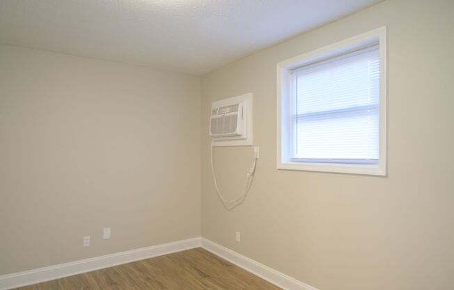 1 bed, 1 bath, 416 sqft, $995