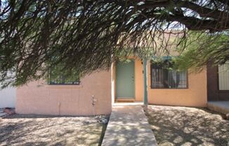 Townhome COMING AVAILABLE SOON!!!! Cute 2bd/2ba