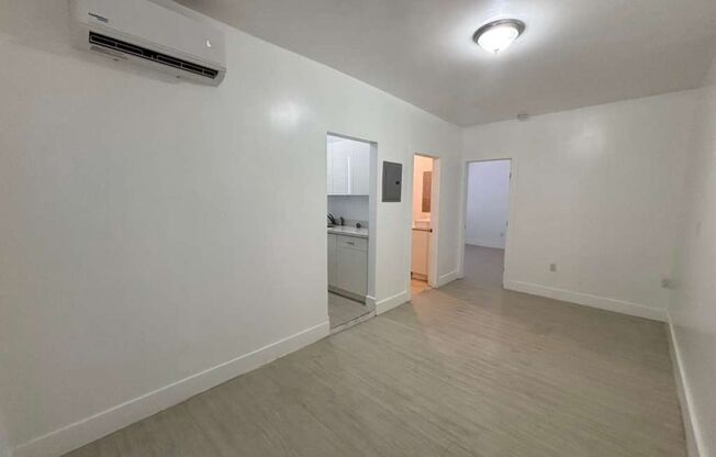 1051 NW 2 ST
