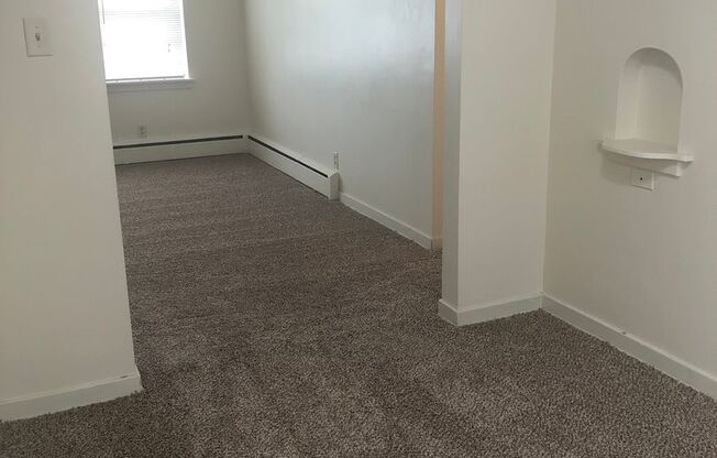 2 beds, 1 bath, 740 sqft, $735, Unit 1500-802