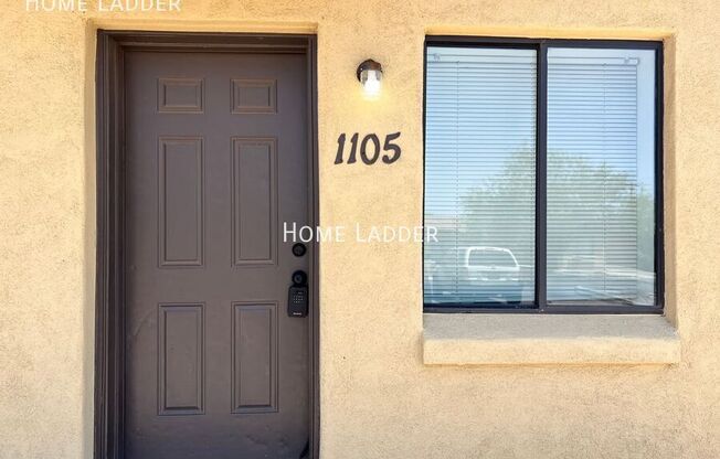 2115 N ORACLE RD