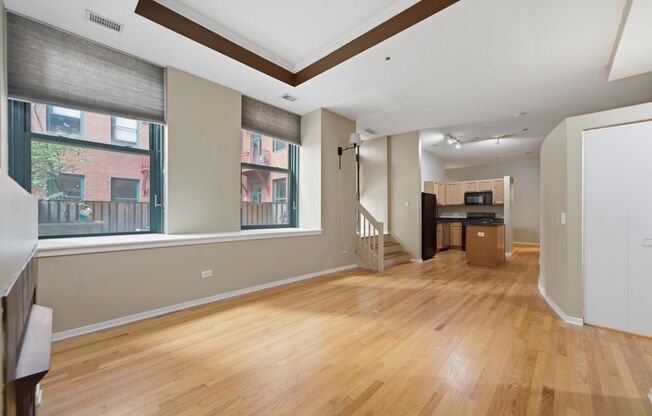 2 beds, 2 baths, $3,100, Unit 506