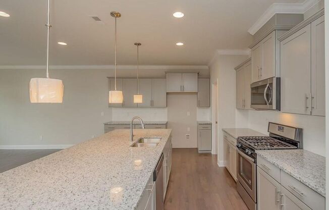 Welcome to this stunning 3-bedroom, 2.5-bathroom end-unit townhouse located in the vibrant city of Raleigh, NC.