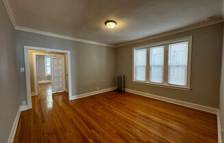 2 beds, 1 bath, $1,900, Unit 1507 #1