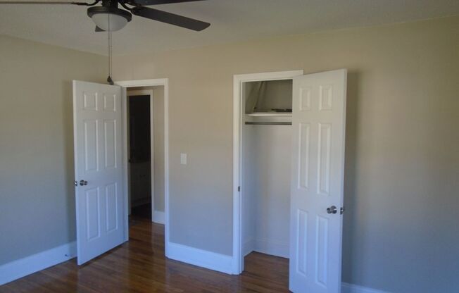 2 beds, 1 bath, $1,150