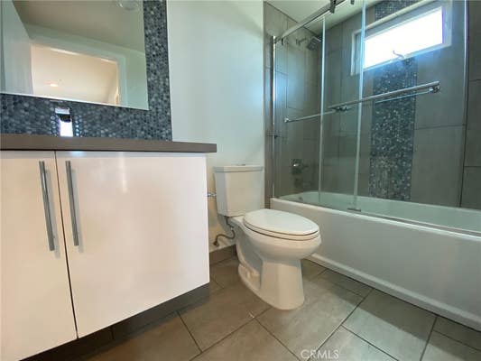 6411 LEXINGTON AVE