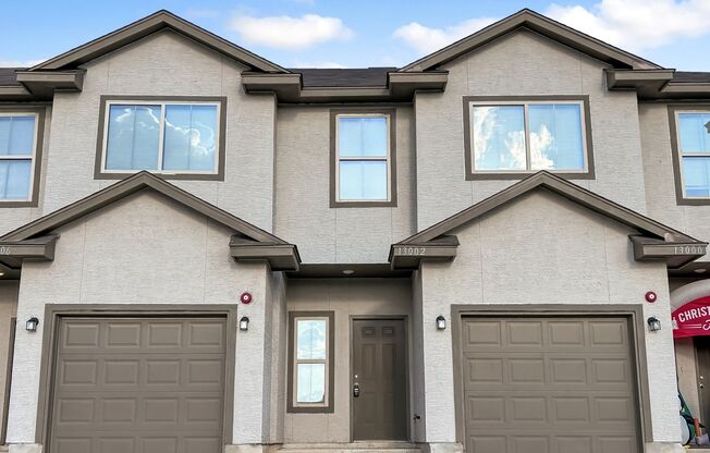 Charming Townhome Near I-35 & Randolph AFB