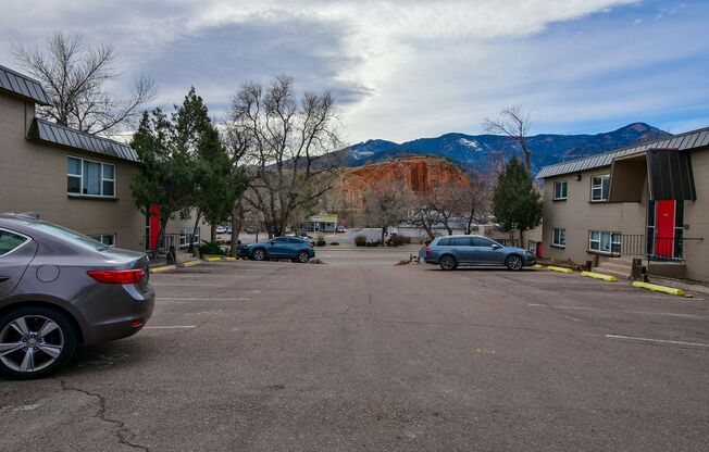 2 beds, 1 bath, 787 sqft, $1,345, Unit Unit 05