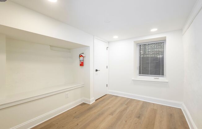 4 beds, 2 baths, $1,600, Unit 2131 Stanley Street