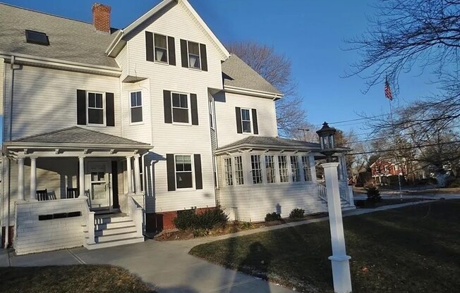 430 N MAIN ST
