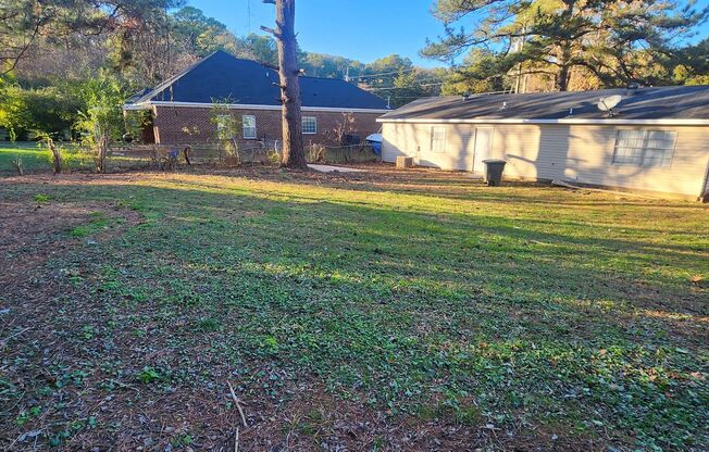 Single Family Home 3BR / 1BA