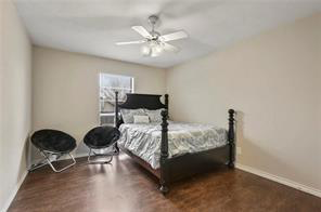 3 beds, 2 baths, $2,095