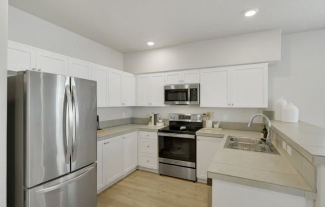 Modern Ground-Level Condo in River Terrace with Pool, Gym & Courtyard Views