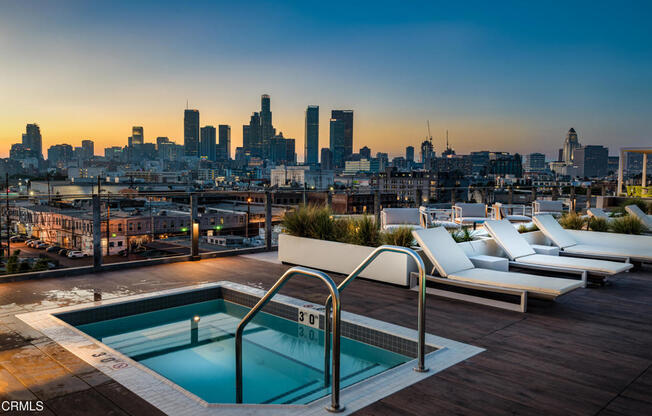 1 bed, 1 bath, 1,420 sqft, $4,300, Unit 532