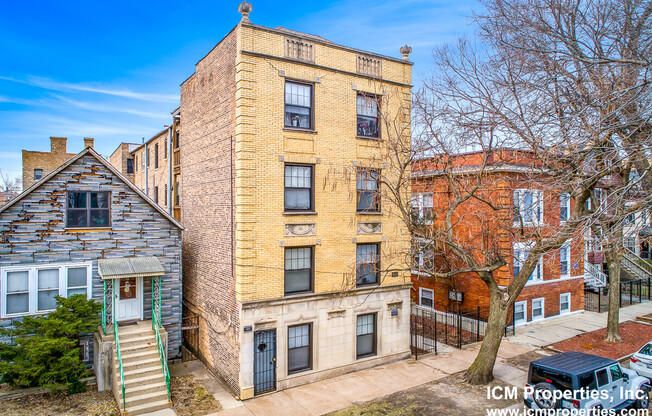 3618 MARSHFIELD AVE