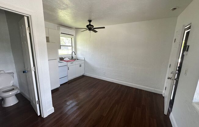 1 bed, 1 bath, $1,050