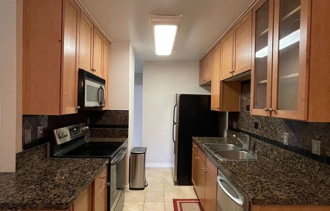 1 Bedroom-1 Bathroom Single Story Apartment on 2nd floor located in Rancho penasquitos