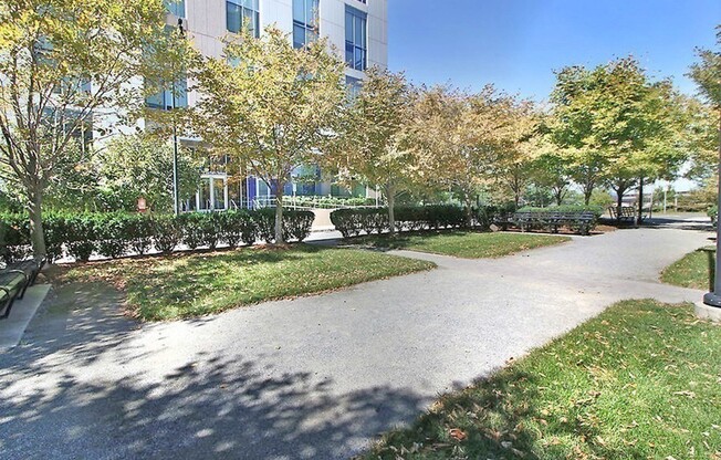 2 beds, 1.5 baths, 864 sqft, $3,975, Unit 120