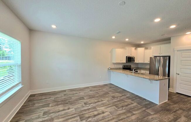 1526 Farragut Way