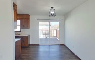 2 beds, 1 bath, $795