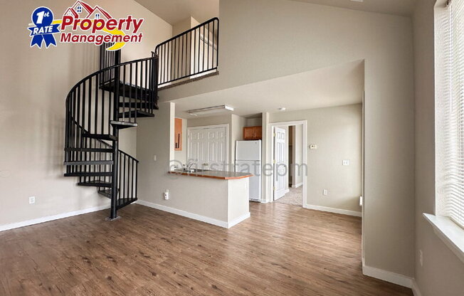 250 W MALLARD DR