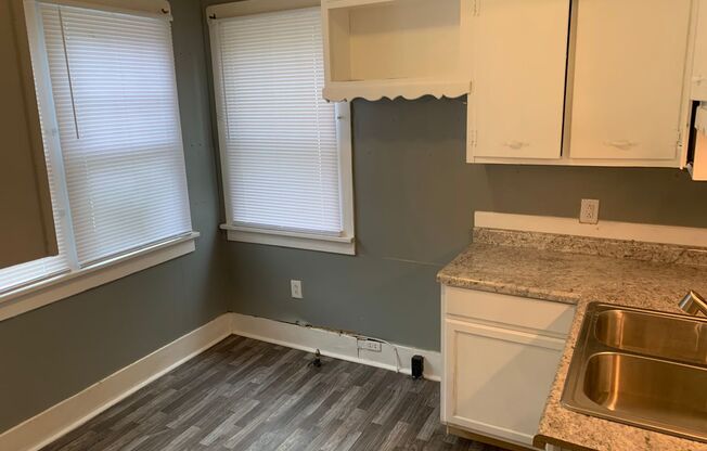 2 beds, 1 bath, $850