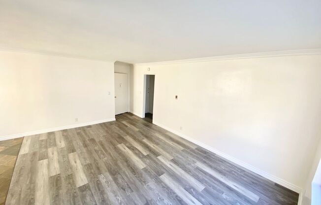 1 bed, 1 bath, $2,100, Unit 108