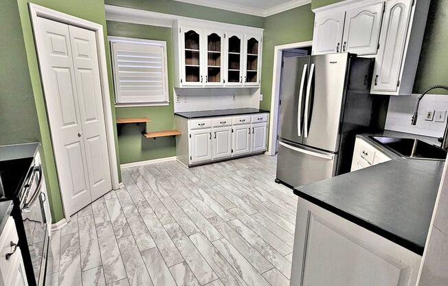 HOUSE FOR RENT - DECATUR SE